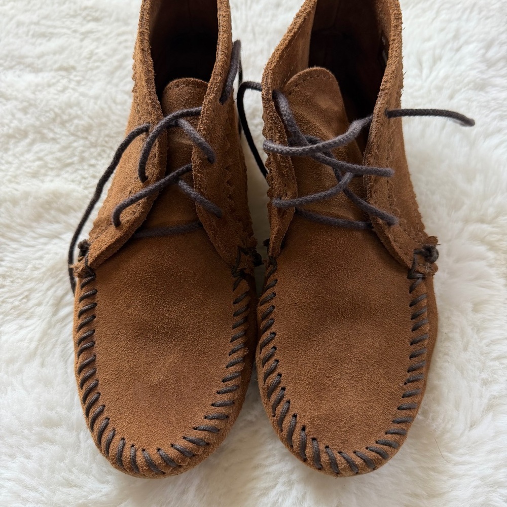 Minnetonka Suede Moccasin Ankle Boots Brown Size 8.5 Leather Lace - Picture 3 of 8
